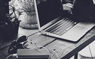 我忍了半天还是想说，有人拿爆料出瓜当笑话，我却看见了支付诱导的影子（先保存再看）